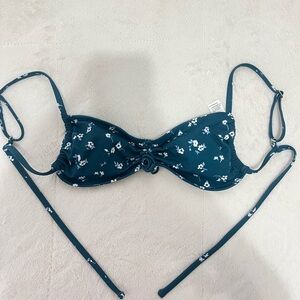 Hollister Bikini top 👙